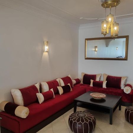 Appartement Spacieux Et Agreable Tangier Bagian luar foto