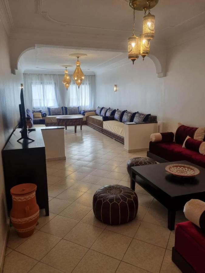 Appartement Spacieux Et Agreable Tangier Bagian luar foto